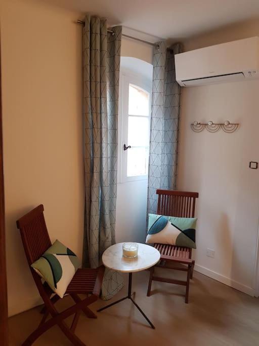 Fréjus Maison De Ville Forum Julii מראה חיצוני תמונה
